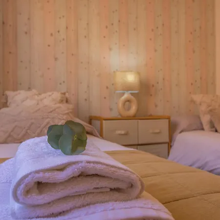 1st Line Beach, Pool, Terrace & Fibre Wifi Tarifa